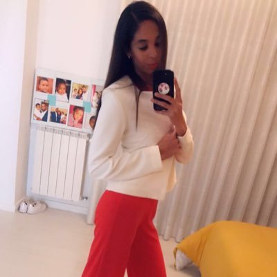 aisha_hnainia's profile picture. 