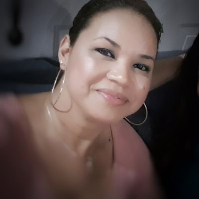 AnnahMercado's profile picture. 😇😇😇😇