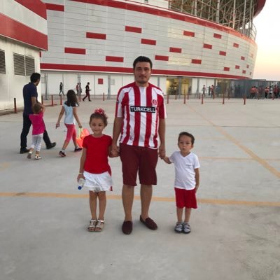 fthakkz🔴⚪️🇹🇷