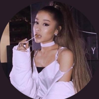 TweetingAriana Profile Picture