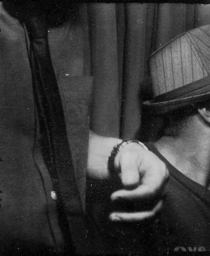 squareframes's profile picture. Square Frames is a music project featuring onefiftyone (drums and percussion) and Mr. Automatic (Synthesizers and Vintage Keys).