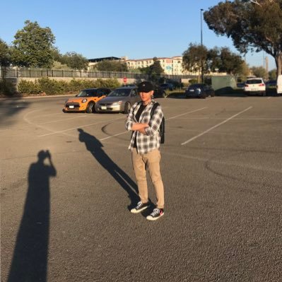 NhanDang13's profile picture. 