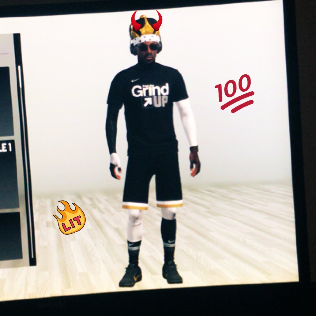 woahtoxic's profile picture. XBOX only !  👀🥶🤙