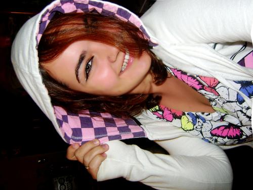 Eu sei que minhas escolhas que definem quem eu sou.. Lutei, desisti, abandonei, duvidei, esqueci e me encontrei.. Welcome to my life