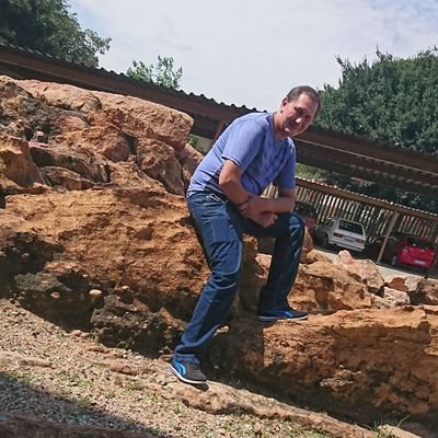 Gay white male vers/ bottom in germiston down 2 earth seeking friendship/relationship or clean fun. Im open minded,caring and honest. Any age