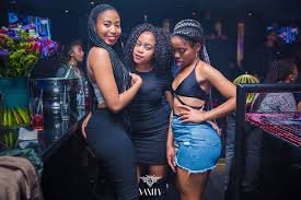 Ladies DM us your 3 best pics, we hook you up with a blesser. Blessers also welcome.