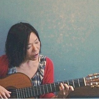 Noriko Yamamoto | Bossa Nova | vocalist, guitarist, songwriter | アルバム「Trem das Cores ～色彩の列車」発売中