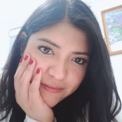 angelikmartini's profile picture. 