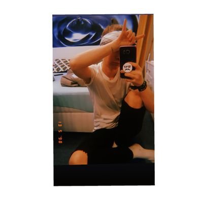 MthfckSharon's profile picture. sharon • gay 🏳️‍🌈 • 19 yo. • brln • pierced, inked ✨