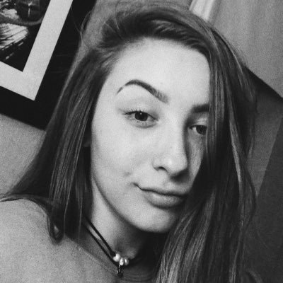 hailee_spears's profile picture. young, wild & free