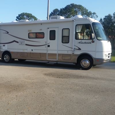 Taking life one day at a time. Having a great time full time Rving,  Camp Hosting and seeing the US in  Coachman Motor Home . Alway looking for a new adventure.