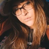 Hannah Peterson♡ (@sparklyst0ner_) 's Twitter Profile