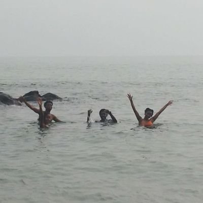 tevxcv's profile picture. spacetime-bending quasi-object 🦄 #doallthethings