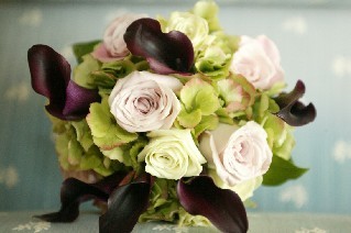 RoseHillGarden's profile picture. Nurturing your world with custom floral designs that makes every moment unique