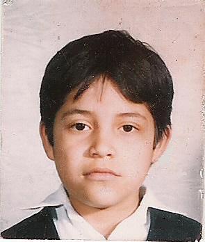 ericgomezrdz's profile picture. Extraño los tiempos cuando eran las paredes las que servirán para esto