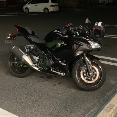 大阪でッーリング仲間募集
バイク乗り始めてまだ1ヶ月も経っていない大学生です