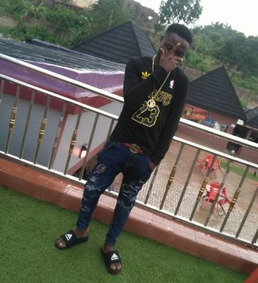 JimmyReigns1's profile picture. Optimist•🔥Activist•🔊
Davido lover•✊ Nigerian•🇳🇬❤