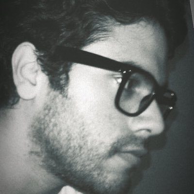 Mauro_Sena03's profile picture. musica mi vida y pasión, alimento de mi alma...