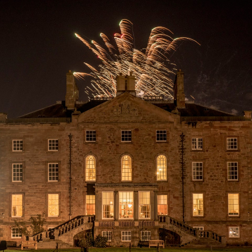 Home to the Dundas family since 1571, steeped in 4 centuries of history Arniston House is always a good idea. Whether for an event, guided tour, staying over