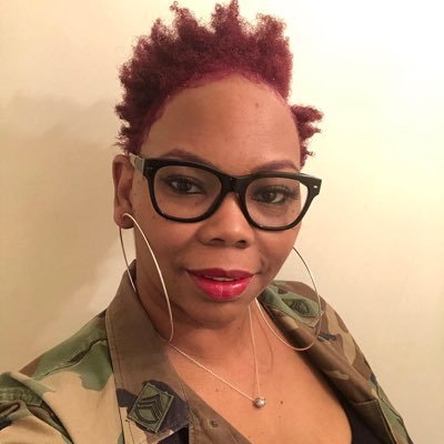 TongeiaTweets's profile picture. I'm new to Twitter. I'm here 2 see what all the hype is about! @Fasn8nUrMind encourages me, LoL!!