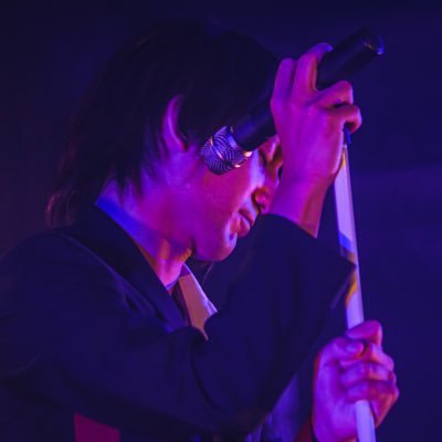 音楽列藩同盟合同会社代表/作編曲/BLUE ROSEのVo/iTunesStore・AppleMusicなど音源販売&配信中/BGMや楽曲提供などの依頼問合お待ちしてます/慶應義塾文学部哲学科倫理学専攻卒/北朝鮮に拉致された日本人を救出する会/反左右全体主義/拉致被害者全員奪還/自主憲法制定/ニッポンジャーナルOP作曲