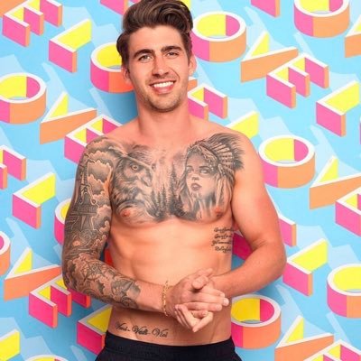 Love island 2019 🌴❤️ Mostly quiff 🦔 6 foot 2.75 inches long More eyebrows than sense 🐛 Bit of a weapon tbf Account ran by friends 👫