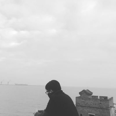 xFadedBladex's profile picture. All you see are the cards held in your hand and you thought you had everything planned