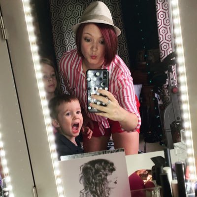 ReneePSwiftie92's profile picture. Taylor Swift is my idol! She has encouraged me not to be just like her, but to be myself! Taylor Swift liked my tweet 3/11/18! learning to love myself!