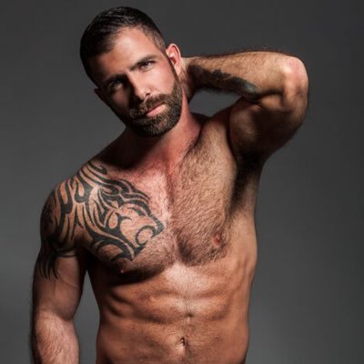 Lets spread all the love and all the lust! Arrooo! 🐶 🙏🏻❤️ https://t.co/PaBcowNmUB