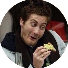 pictures and gifs of jake gyllenhaal