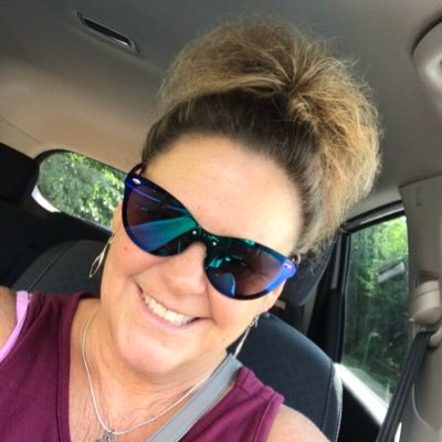 karen13890614's profile picture. Married with 1 son 2 daughters and 4 grand babies