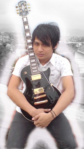 vanpyur's profile picture. i'm lucky man.,.,.. :)