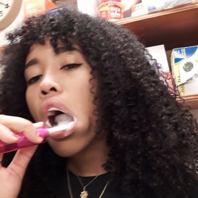 lil__tart's profile picture. 