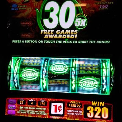 ProfitChameleon's profile picture. everyday hustle.