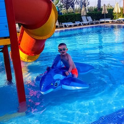 __H011Y__'s profile picture. 