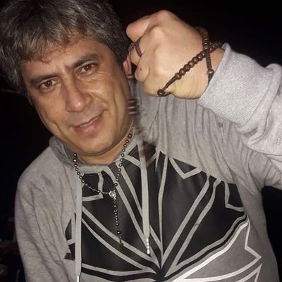 Que esas gargantas se sigan escuchando en todas partes con nuestras canciones. Gracias. LLUVIA Y LA BANDA 039 EDGARDO LLUVIA BARRIOS ”””Cuenta Oficial!!!