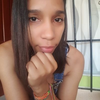 ArisPatricia's profile picture. ♥🎶🎧💕. I l♥ve #BTS /MILEY CYRUS /DEMI L♥VATO & #AILEE. tHey are incredibly great.!  #지민 사랑해💕 #JIMIN