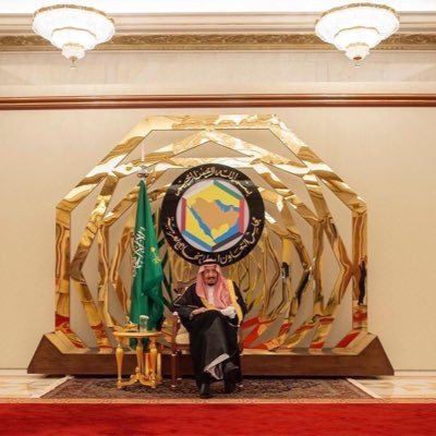 xr2_li's profile picture. خريجة حوسبة تطبيقيه مسار شبكات من #ksu🎓 |