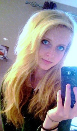 hayleypoppleton's profile picture. HayleyMarie
15
FB?  hayleypoppleton:)