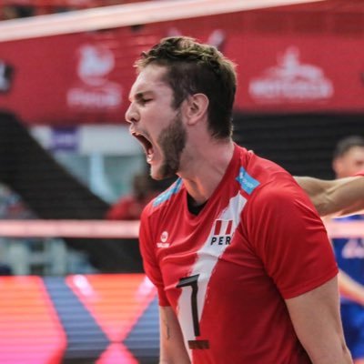 Voleibolista 🇵🇪 Capitán de la Selección Peruana 🏐