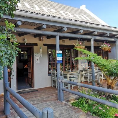 Tsitsikamma Gardens Restaurant & Self-catering Cottages is situated next to the N2 (Garden Route) close to Stormsriver.
2 Cottages: Sleeps total 6 guests. WiFi.