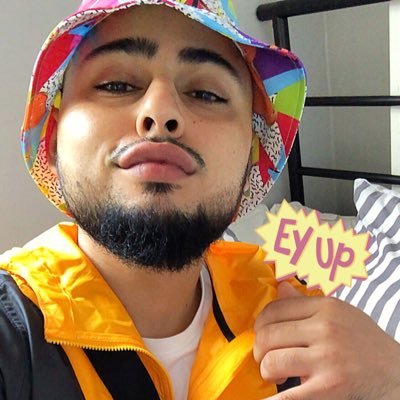 I tweet whenever and whatever tbh 🤷🏻‍♂️ IG @manlikecakes
