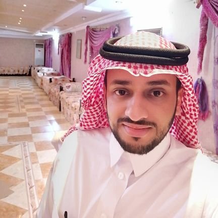 alhussain0500's profile picture. ‏كَم مَرَّةٍ حاولتُ أن أنساكِ!
 فتَبَسَّمي لَمْ يبقَ منكِ سِواكِ .