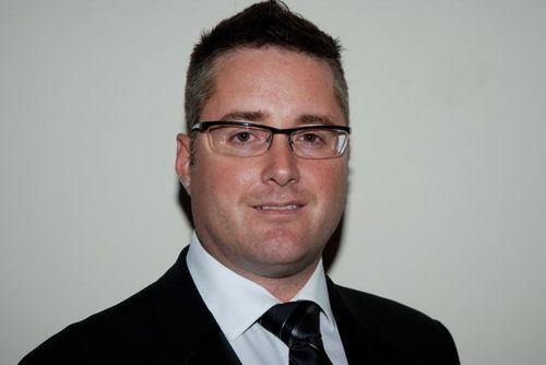 Enterprise Software Sales & Marketing Exec. -#Analytics, #fintech, father, Skier, #Toronto, #BBQ, #Hockey -tweets are my own.