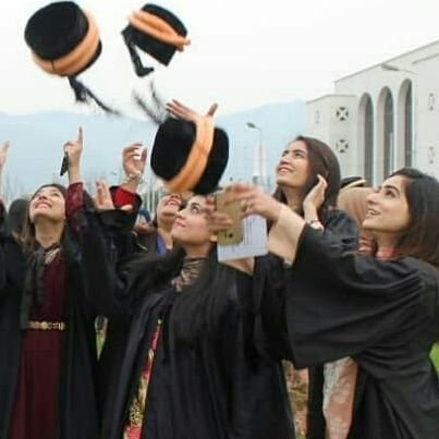 Hajira09's profile picture. Stay a mystery ,it's better.