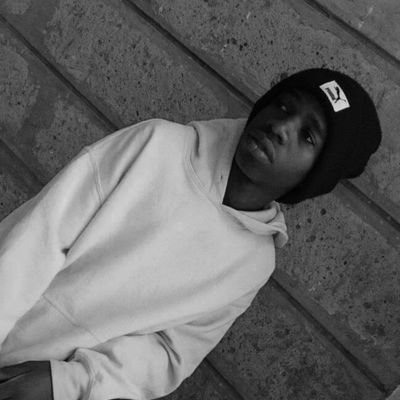 osebeantony's profile picture. No Matter the situation,never let your emotions overpower your intelligence.
#prioritiesfirst..