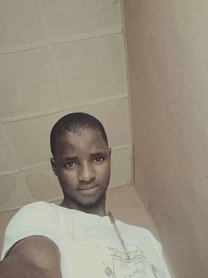 ShafiuShehu8's profile picture. hakuri da naci