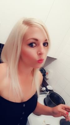 Claire34662181's profile picture. life's like a box of chocolates