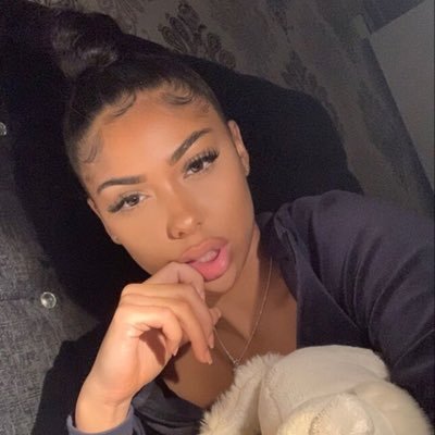 Mellisaadewale's profile picture. Single looking for a serious relationship with trust and honest