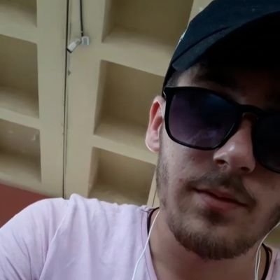 ResatTrr's profile picture. 